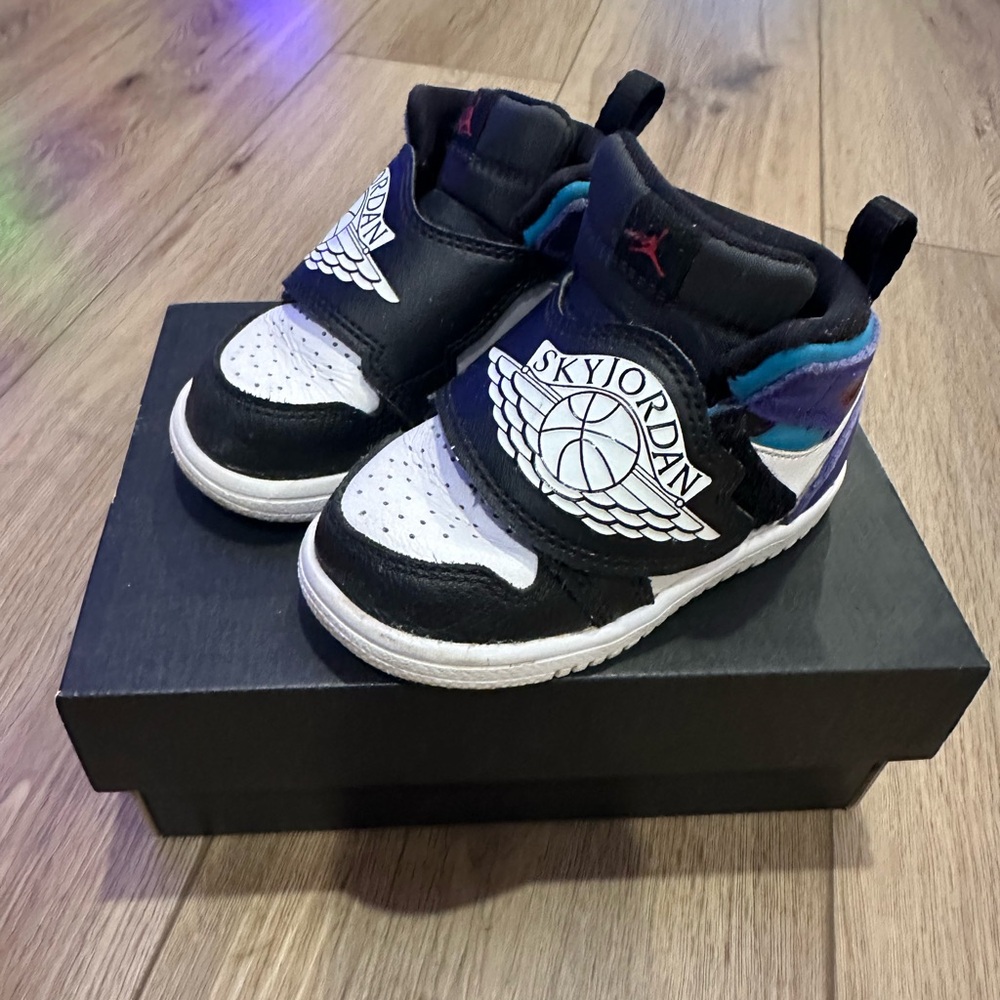 Sky Jordan Kids Shoes - Velcro